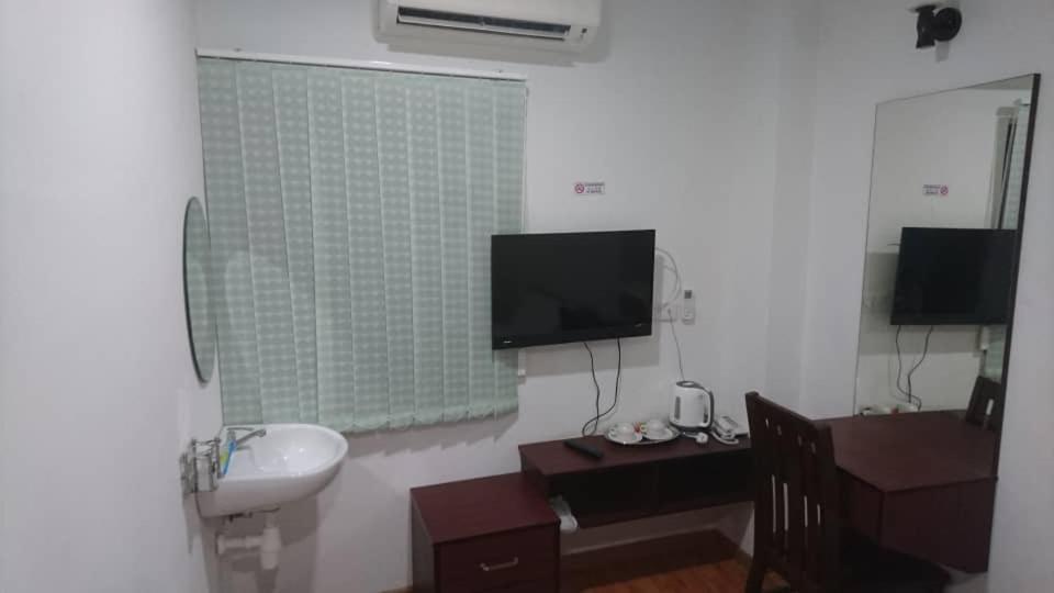 Hotel Mill Road Malacca Exterior photo